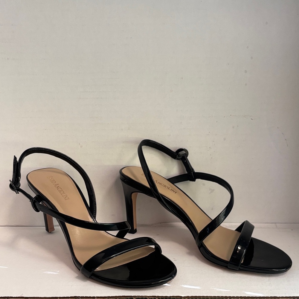 Enzo Angiolini Elegant Black Strappy Heels Sandals size 8.5M faux patent leather